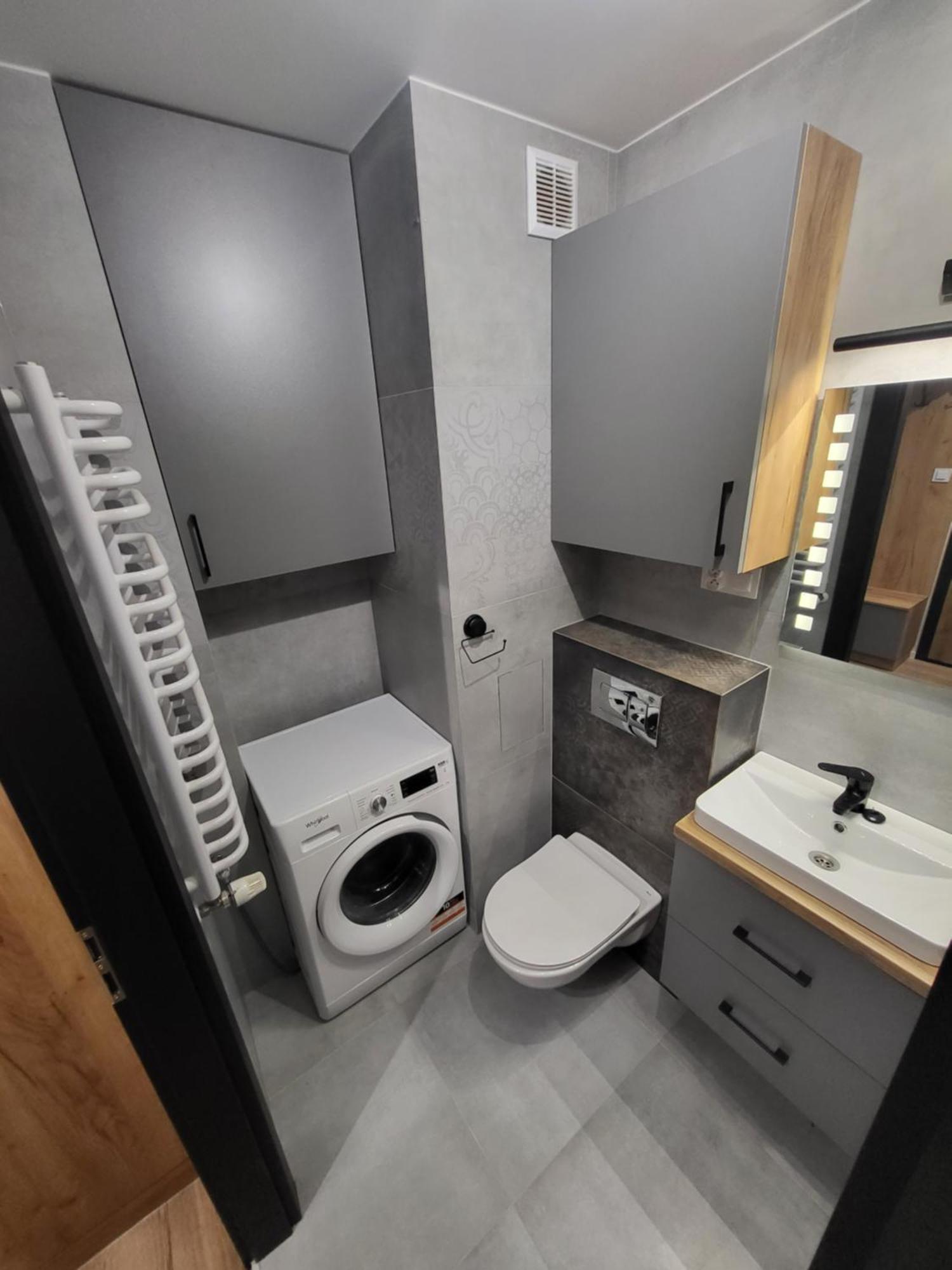 Handy Apartamenty - Mieszkania Na Doby W Centrum Rzeszowa Exterior photo