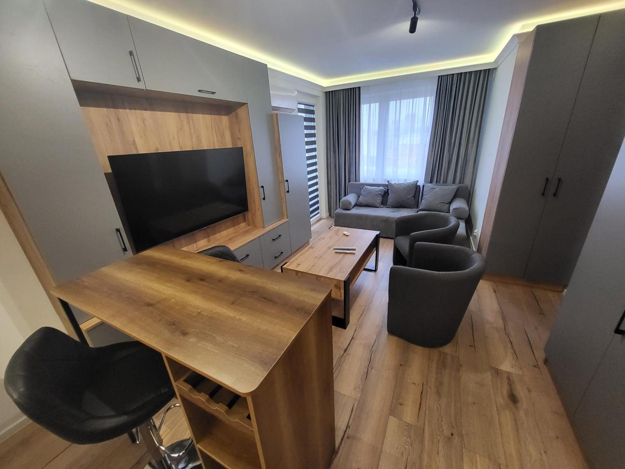 Handy Apartamenty - Mieszkania Na Doby W Centrum Rzeszowa Exterior photo