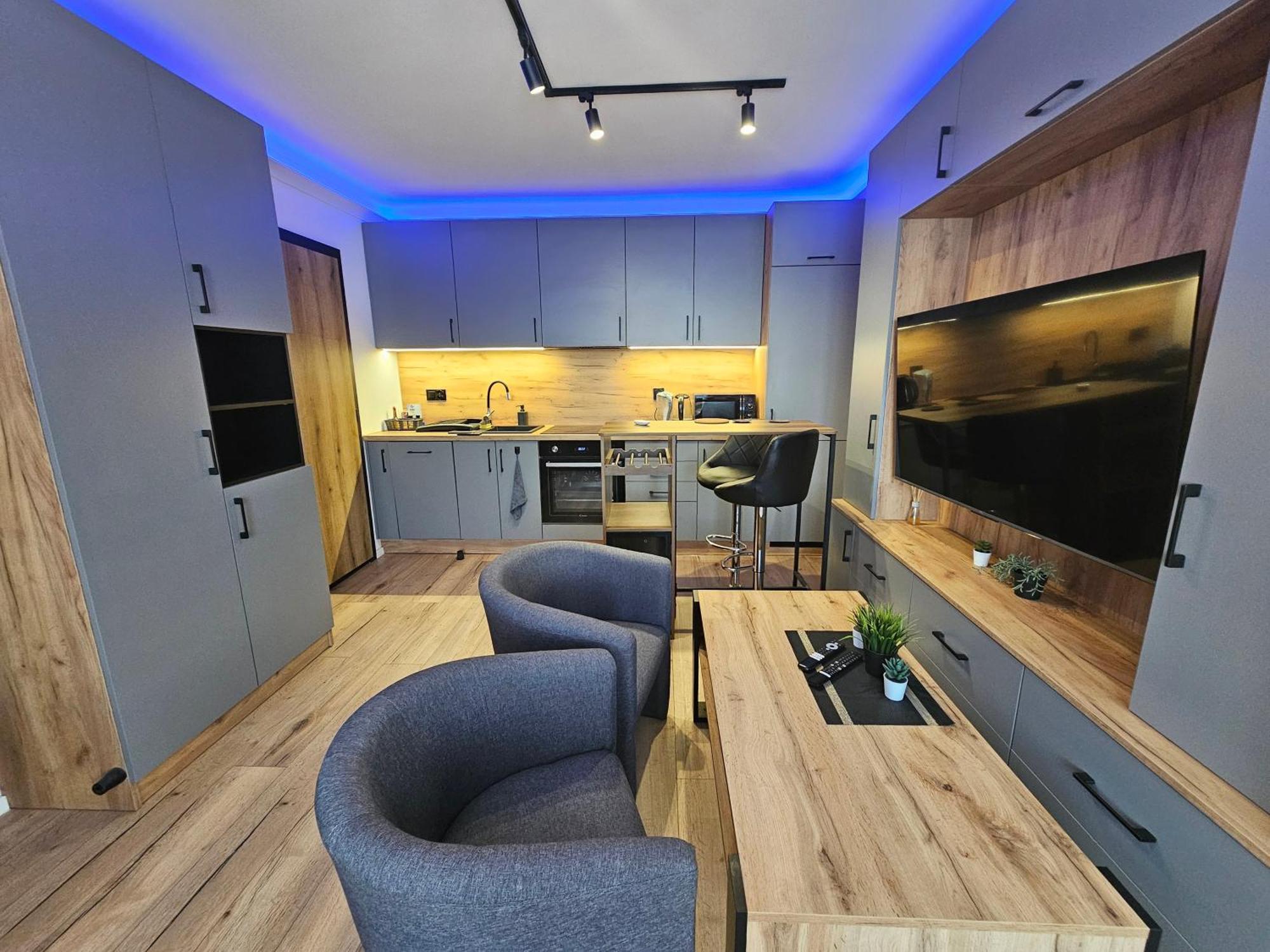 Handy Apartamenty - Mieszkania Na Doby W Centrum Rzeszowa Exterior photo